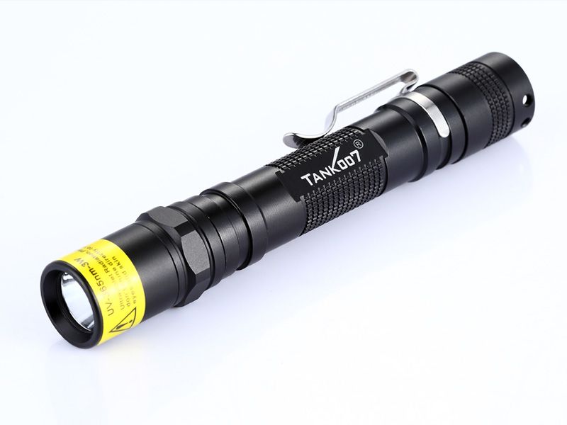 LELUOHQ 365nm UV-Taschenlampe Wiederaufladbar – Wasserdicht, Kompakt, Für Urin-Erkennung, Sicherheitsprüfung & Mehr