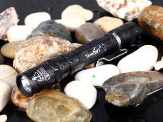 Tank007 UV-AA02 3W UV LED 365nm Set mit Lader/Akkus/Brille/Holster